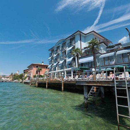 Hotel Venezia Malcesine Buitenkant foto