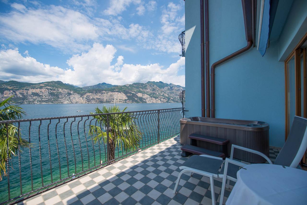 Hotel Venezia Malcesine Buitenkant foto