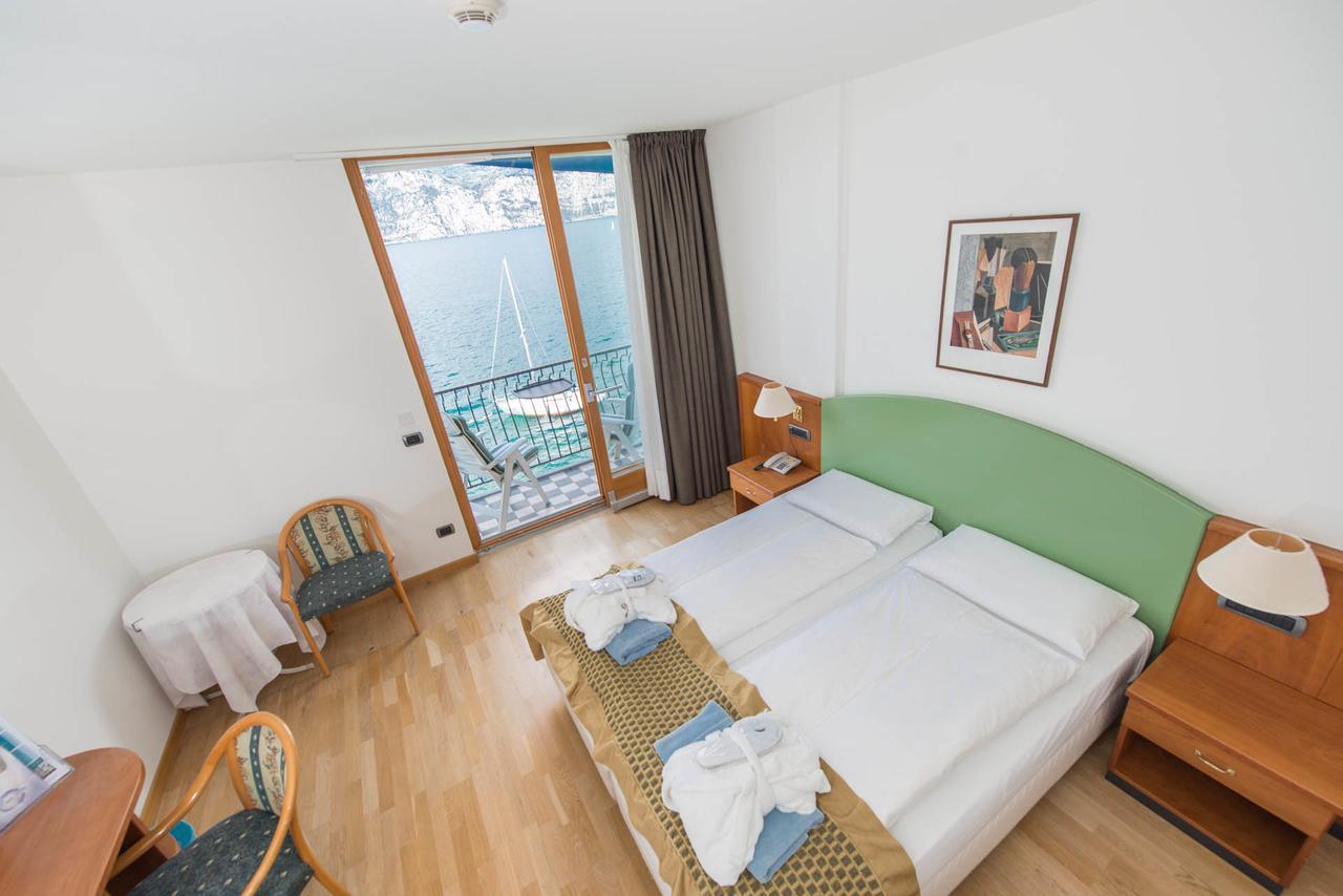 Hotel Venezia Malcesine Buitenkant foto