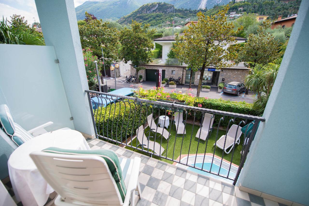 Hotel Venezia Malcesine Buitenkant foto